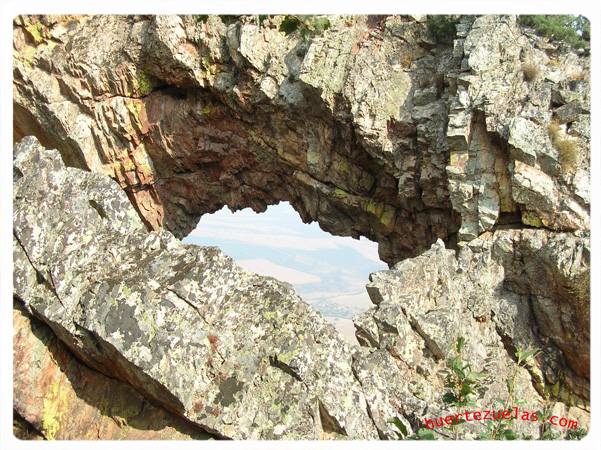 El Peñon Del Arco - El hueco